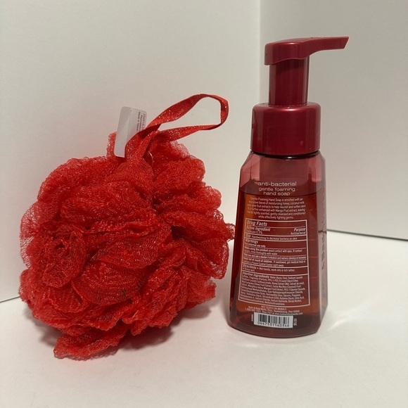 Bath and Body Works Sparkling Pink Champagne Hand Soap - Picture 2 of 4